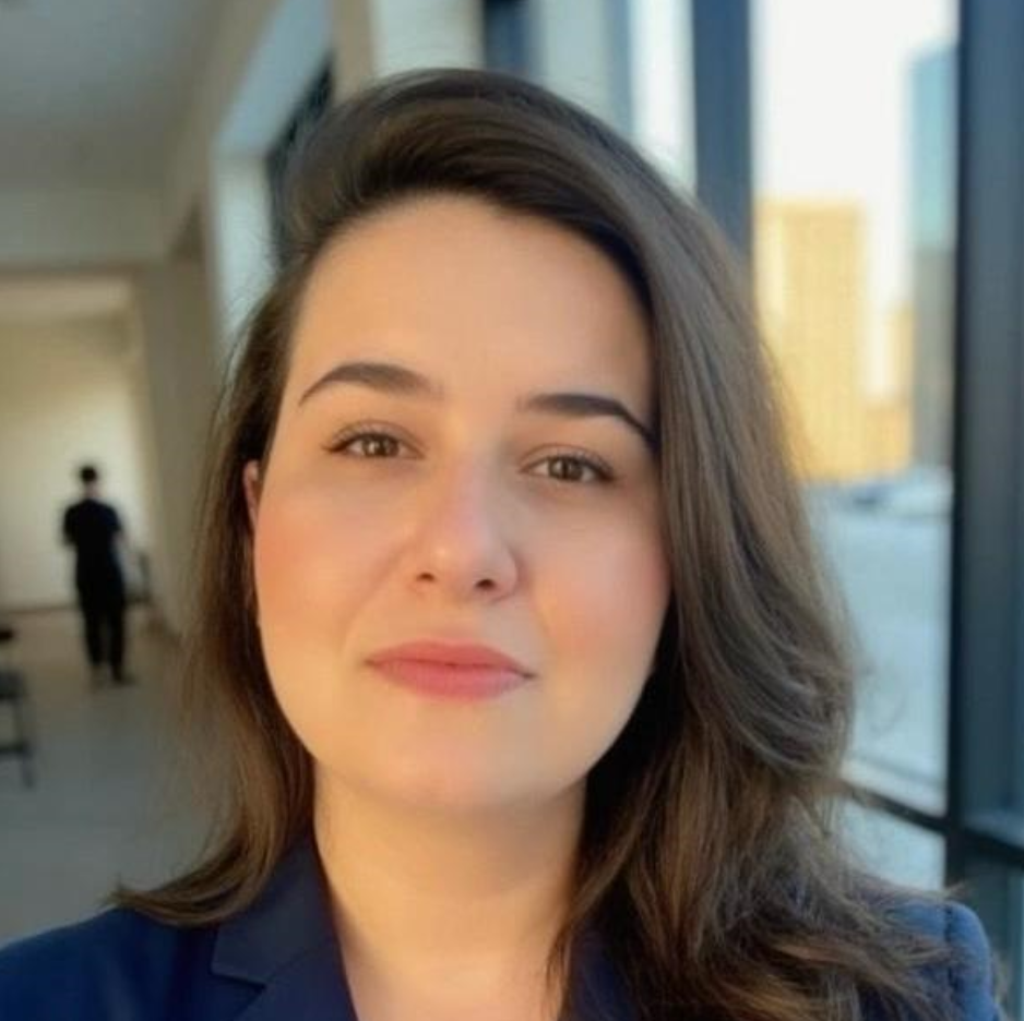 Lais Lopes - Especialista em IA e Automação